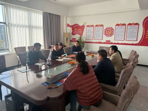 塔城県国家投資公司の指導者らは視察と交流のため中世電力集団を訪問し、共同でエネルギー協力の新たな機会を模索した。