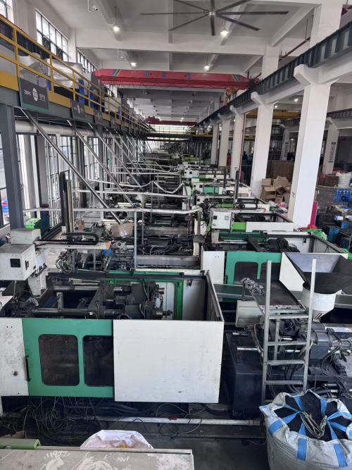 Industria del plástico Zhejiang Zhongye: entrega de soluciones sanitarias de primera calidad con estándares globales
