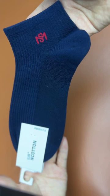 Imitation double needle men's crew socks