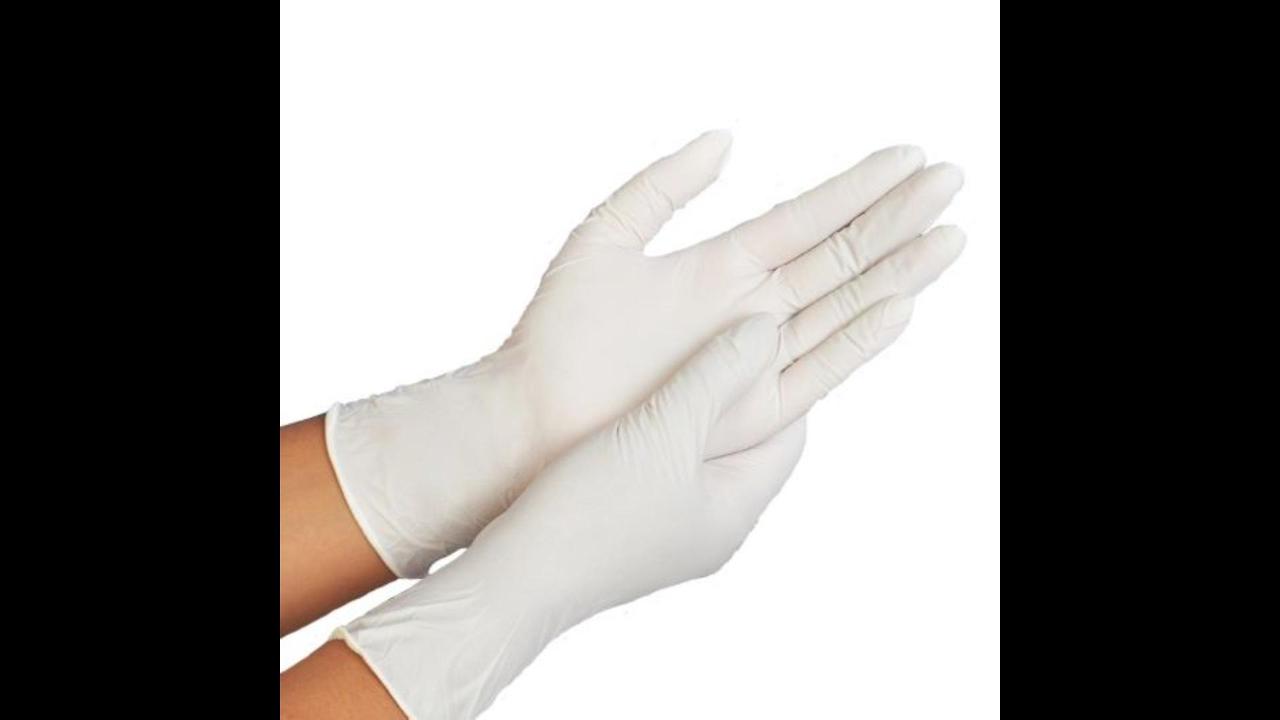 Gants en nitrile jetable en salle blanche