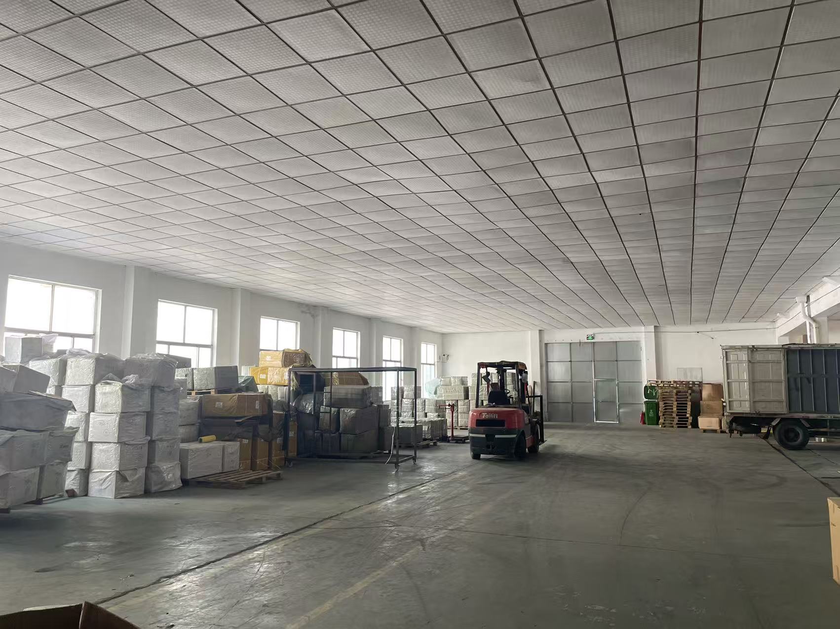 Qingdao Yaqi Hat Making Co., Ltd.