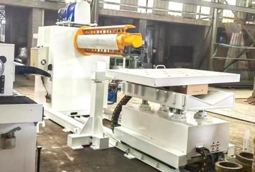 Ningbo Chuanghan Automation Equipment Co., Ltd. lanza bastidor de material de automatización periférica de prensa hidráulica de alto rendimiento con brazo de prensado