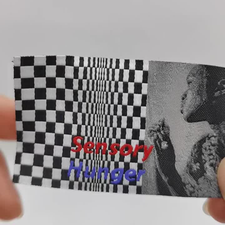 Label tenunan digital moden