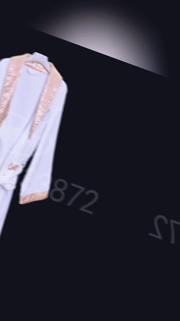 Bathrobe 14