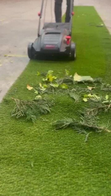 1500W 13-inch Synthetic Turf Artificial Grass Cleaner1