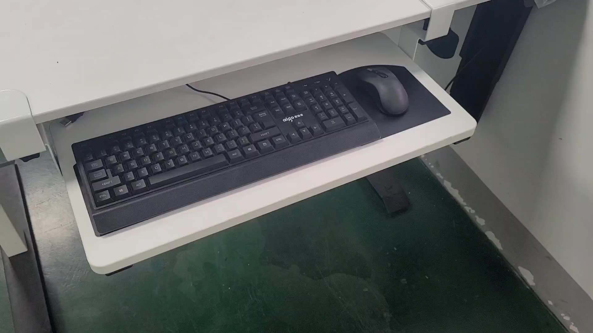 Günstiger Preis unter Schreibtischschublade Schieberrutsche Verstellbare Klemme Tastaturablett11