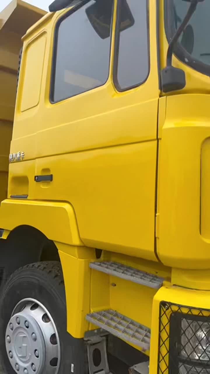 Exposição de caminhões pesados ​​SHACMAN F3000