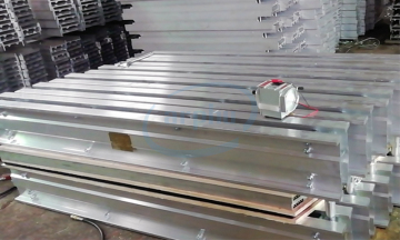Rubber pressure bag conveyor belt vulcanizer
