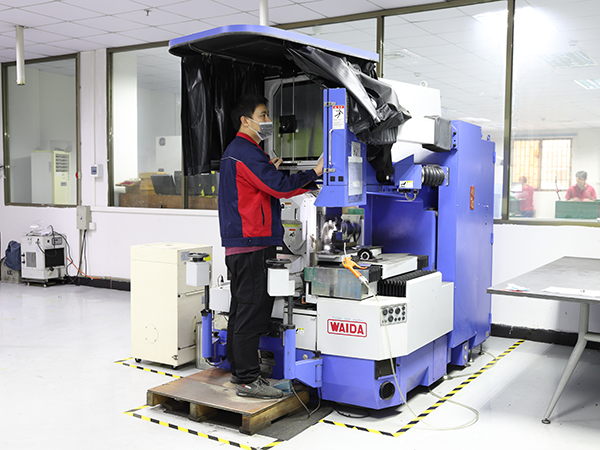 Dongguan YIZE MOULD Co.,LTD