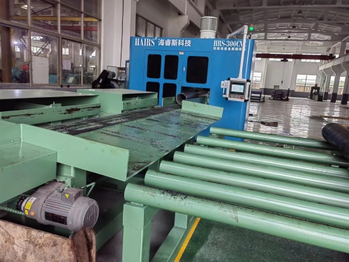 Một máy cắt tự động mới được đưa vào sử dụng