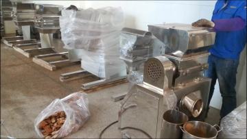 Rough Coarse Crusher for dry spices Dust Absorption Pre Coarse Crusher1