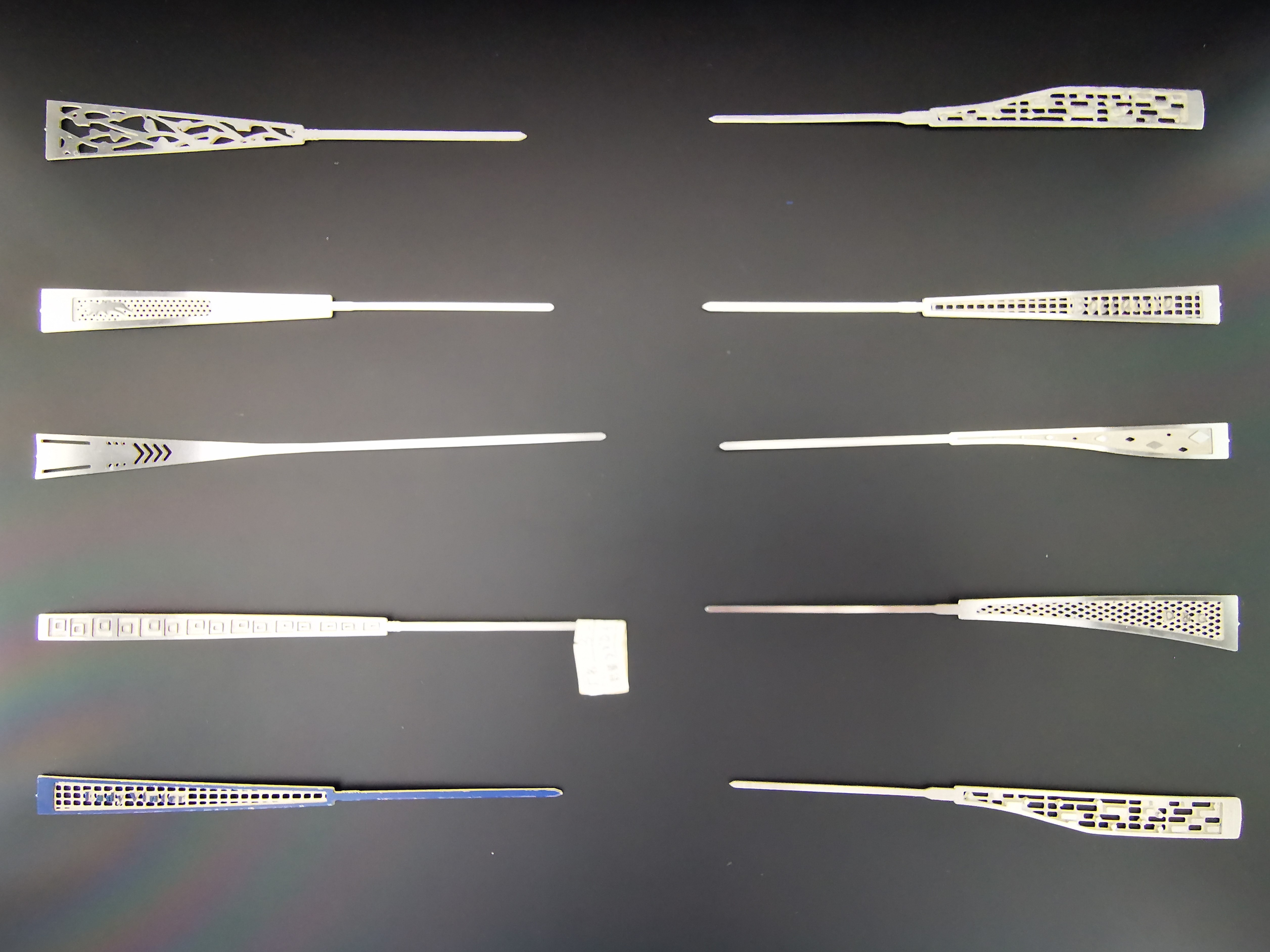 Gravures chimiques sur les montures de lunettes en acier inoxydable