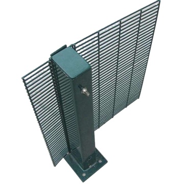 Ten Chinese Anti-climbing Fence Suppliers Popular in European and American Countries