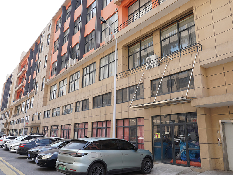 Huzhou Yingying Haoguai Clothing Co., Ltd.