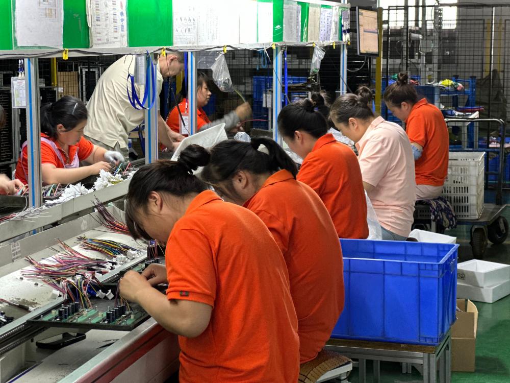 0ab018371e404a41b4d6630543db2ee