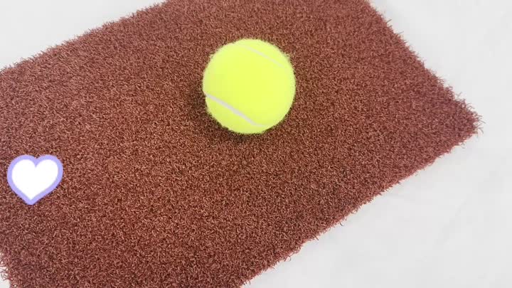 red padel grass