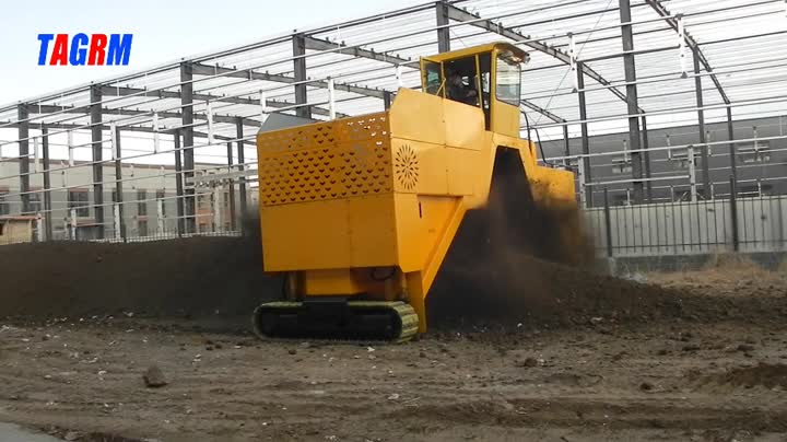 Machine à tourner le compost M6500