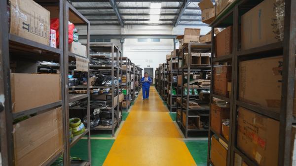 factory picture 4