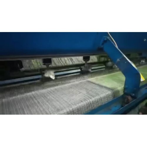 Fabricação de grama artificial