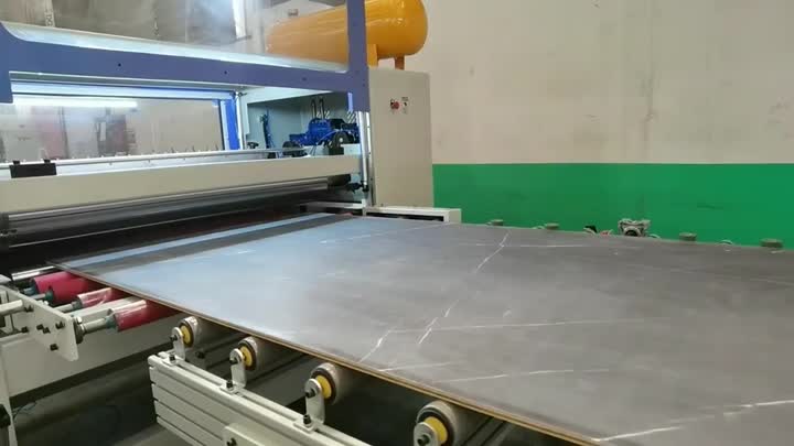 PUR hot melt gluing machine work