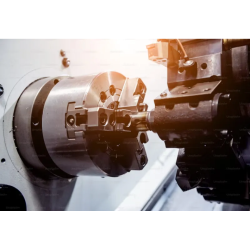 What Are the Differences Between CNC Lathe and Automatic Lathe?