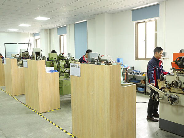 Dongguan YIZE MOULD Co.,LTD