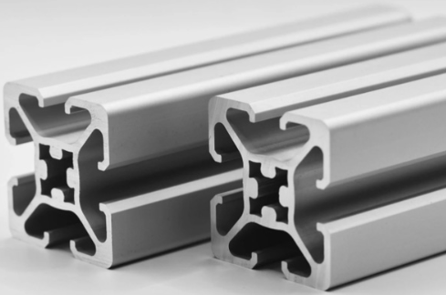 특수 산업 알루미늄 프로파일 액세서리의 특성과 기능은 무엇입니까?