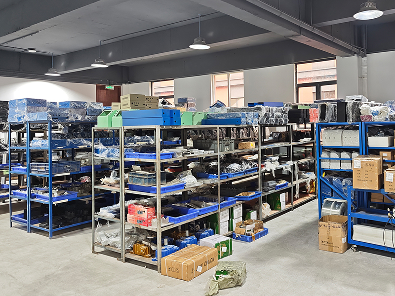 Finished and semi-finished product warehouse