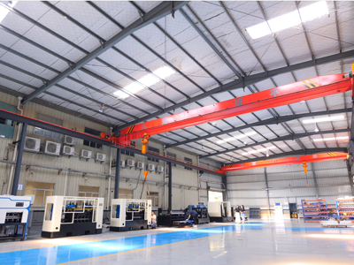 Jiuzhong presenta soluciones avanzadas de nivelación de metales en la Exposición Internacional de Máquinas Herramienta de Shanghai