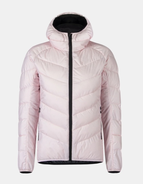 Компания Xiamen NineNine Apparel представила новую серию функциональных курток для глобального рынка активного отдыха