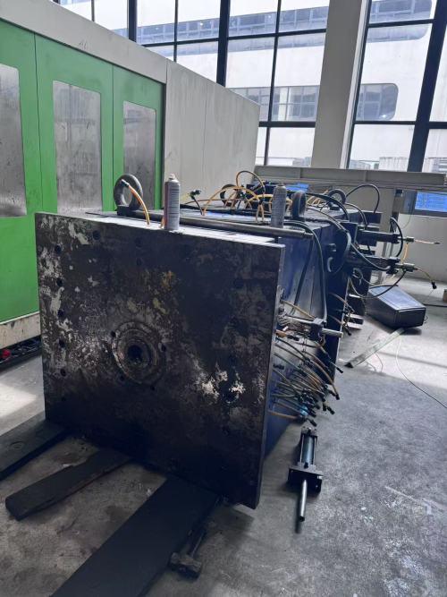 Zhejiang Zhongye Plastic Industry presenta su línea de productos 2026, reforzando el liderazgo global en soluciones sostenibles de gestión de residuos