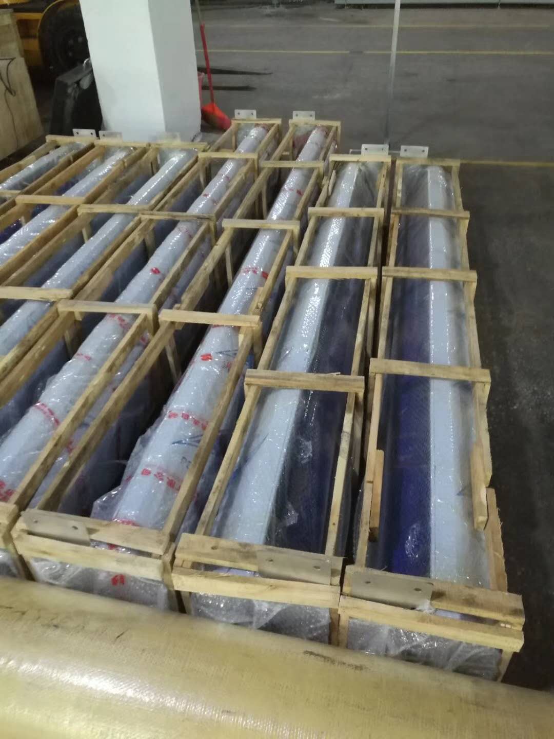 door packaging