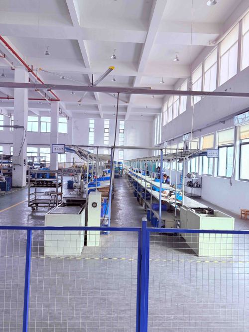 تقنية Zhejiang Zhensheng M&E: 26 عامًا من الخبرة في تصنيع مضخات التفريغ ومعدات التدفئة والتهوية وتكييف الهواء (HVAC)
