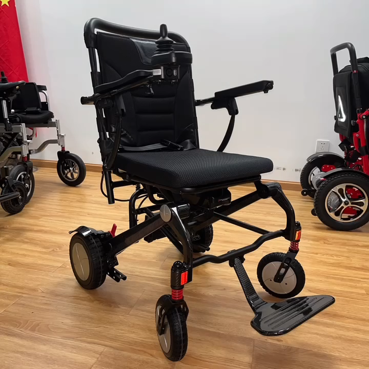 2022 Hot Sale Electric Wheelchair Bandara Motor Roda Light Wheel Chair Untuk Pasien Roda Roda Serat Karbon1