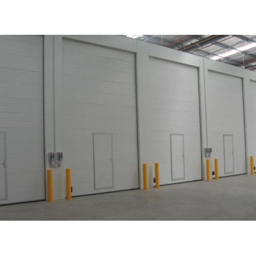 What are the requirements for the installation environment of industrial lift doors