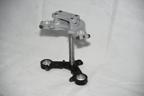 Escolher a braçadeira errada do garfo dianteiro é uma perda de esforço! Os problemas de triciclos de carga desviando da rota e carregamento instável de carga foram resolvidos.