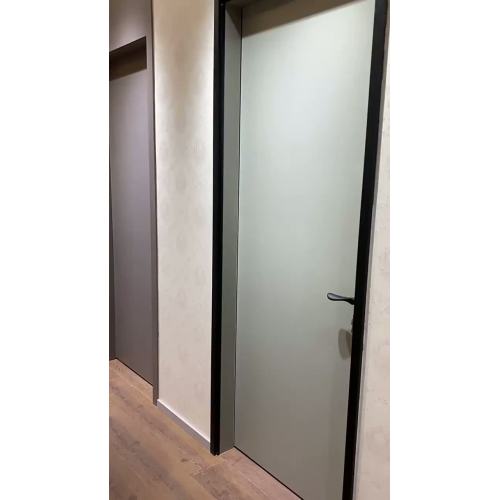 Минималистская современная дверь для жилых помещений