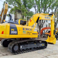 Used Komatsu PC200-8 20 Ton Excavators for Sale in Japan - Cheap Prices1