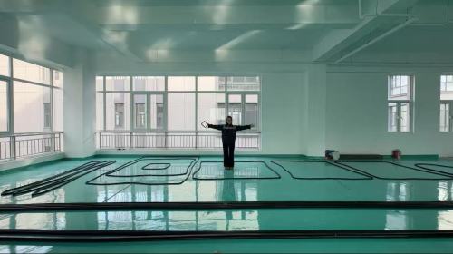 《Tianjin Jinhang agrandit son atelier de production pour augmenter la capacité de production de composants d'étanchéité gonflables afin de répondre à la demande croissante du marché.》