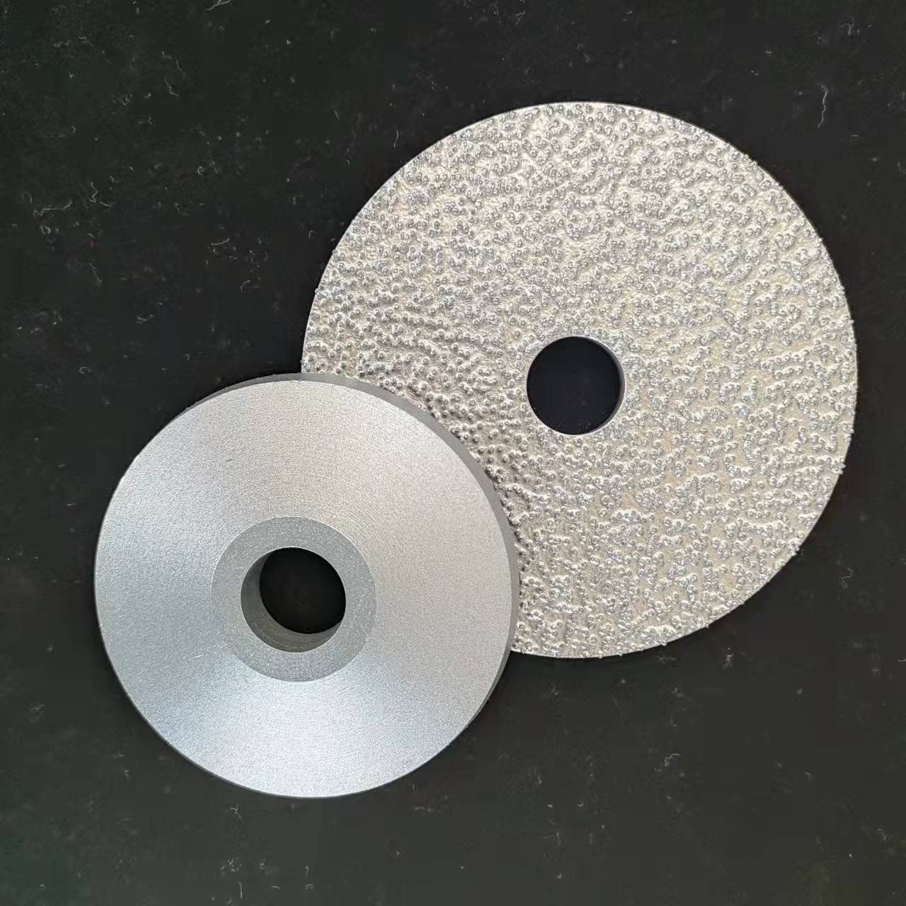 Brazing through diamond grinding wheels