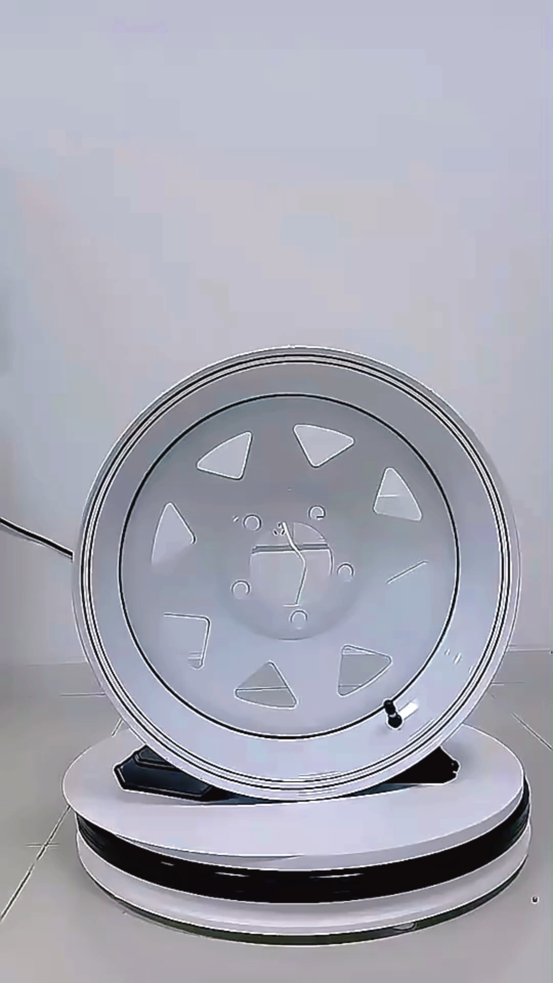 Fabrikverkauf Verschiedene 14 Zoll 4x100 Deep Dish Rims 4 Loch 14x6 Chromanhängerreifen und RIM1