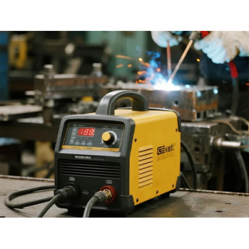 ينمو السوق العالمي لآلات اللحام بمعدل نمو سنوي مركب قدره 5.6%، مدفوعًا بالأتمتة والتكنولوجيا الذكية والطلب الصناعي