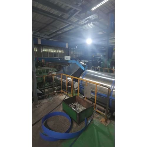 Gravação de superfície de bobina de alumínio