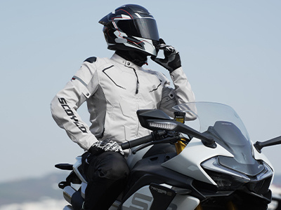 JK321 - Ligereza·frescura·simplicidad, que componen los paseos diarios