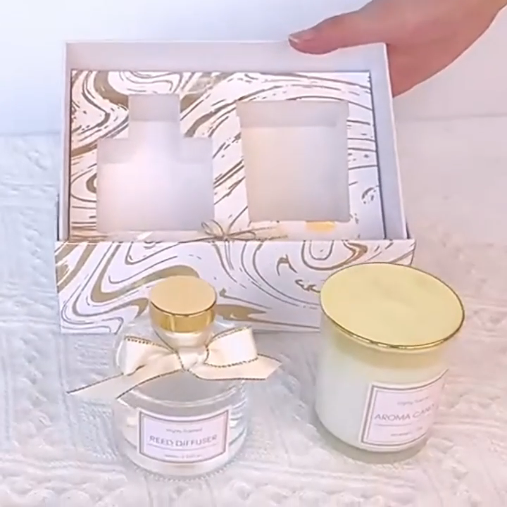 Fragrância em casa Jar de vidro essencial Jar Organic Soy Cera Cera Capent Caps Box11