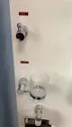 Pemegang dispenser sabun yang dipasang di dinding
