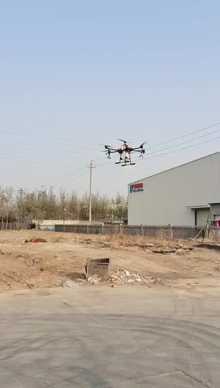 Drone pulvérisateur de 30L