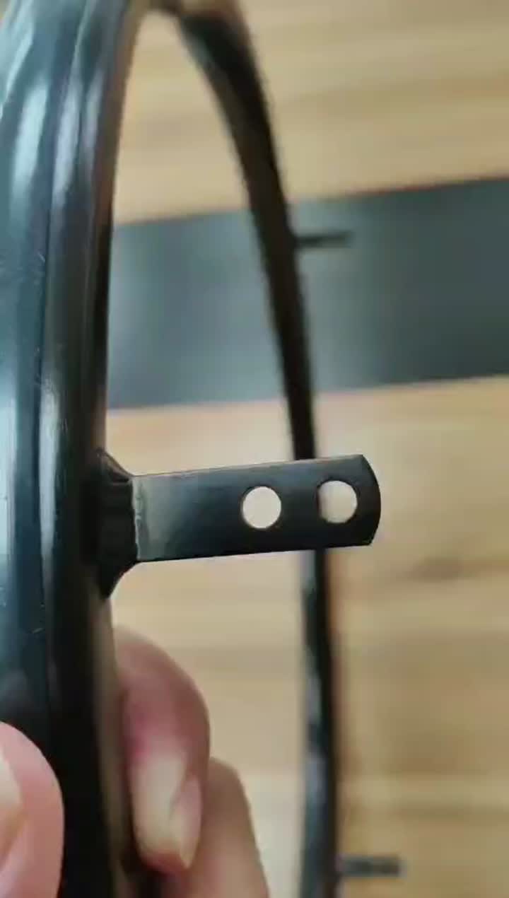 Borda de mão soldada em forma de C