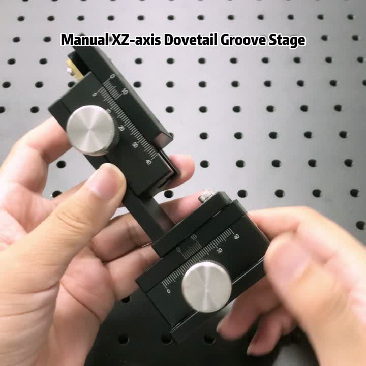 Ruční plošina s rybinovou drážkou v ose XZ