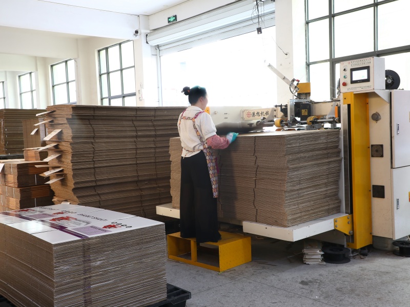 Taizhou Luqiao Enzuo Packaging Co., LTD